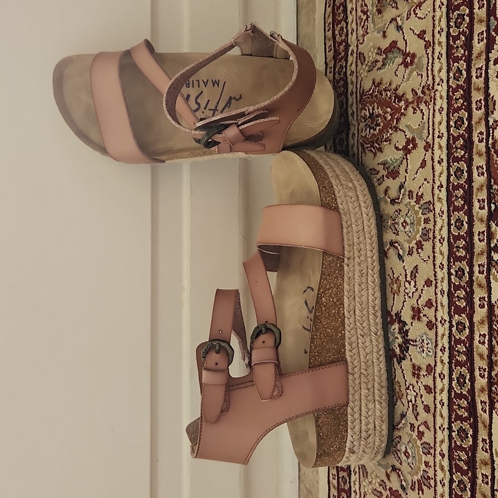Espadrille wedge sandals